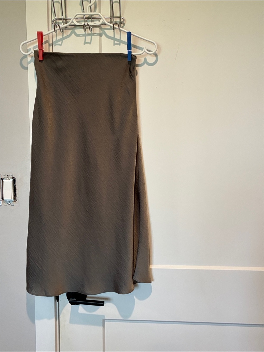 Minimalist Midi Skirt in Olive Grey    B20